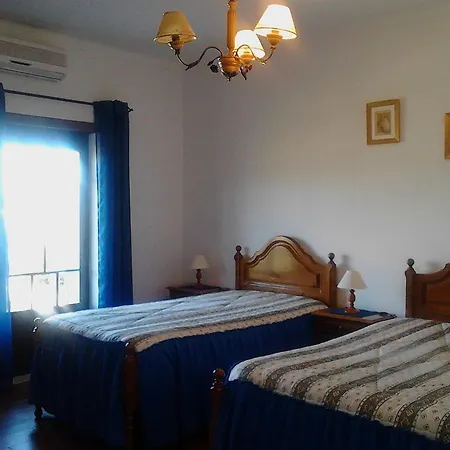 Local Ceu-azul Guest house Porto de Mos (Leiria)