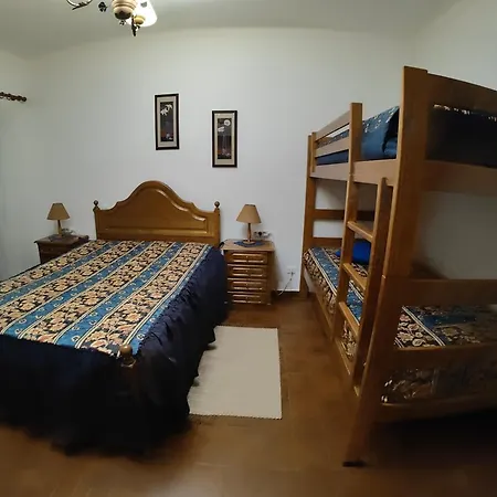 Local Ceu-azul Guest house Porto de Mos (Leiria)