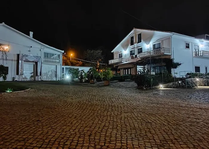 Gæstehus Local Ceu-azul Porto de Mós
